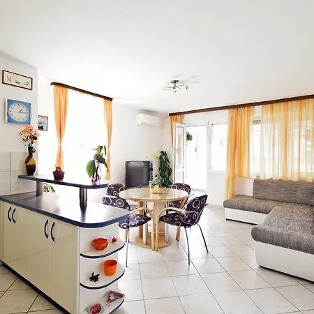 Fine Apartman *