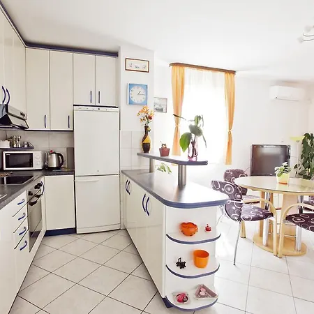 Fine Apartman
